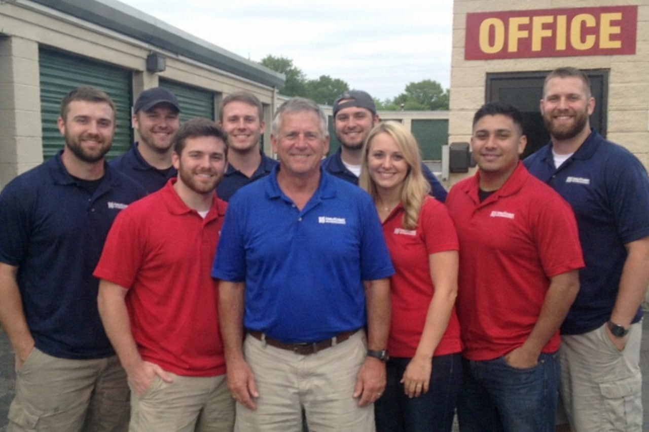 Water damage restoration professionals in Virginia Beach, VA